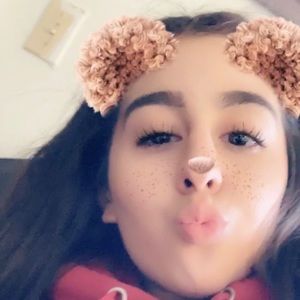 Meet your Posher, Amber